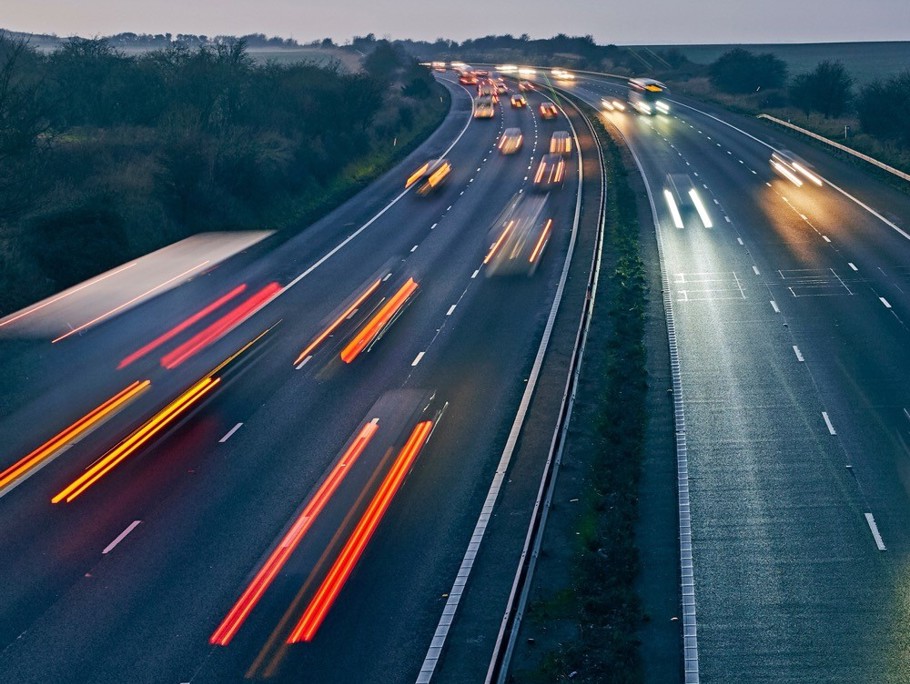 Image of a dual carriage way at speed