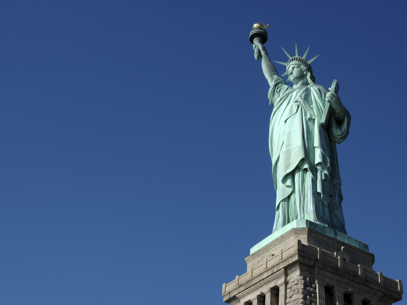 Image of the statue of liberty. 