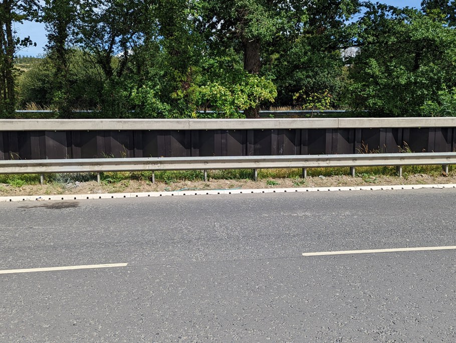 Image of a roadside